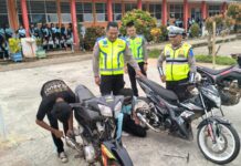 Razia ke sekolah, Satlantas Polres Morowali Utara Copot Knalpot Brong Milik Siswa