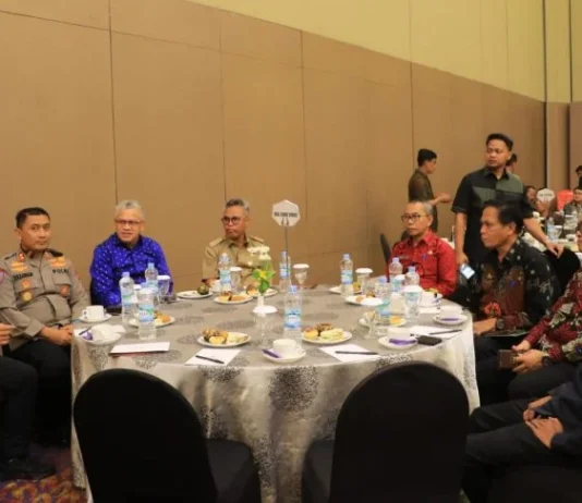 Usman Sadik Hadiri Sosialisasi Tahapan Pilkada Serentak di Makassar