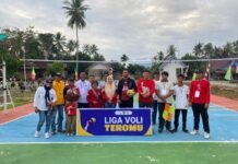 Diikuti 8 Club, Camat Mangkutana Buka Liga Voli Seselemba Desa Teromu