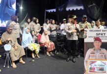 Empat Orang Dapat Paket Umroh dari Kapolda Sulsel di Luwu Timur, Polisi Muallaf Salah Satunya