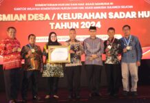 Bupati Luwu Timur Terima Penghargaan Anubhawa Sasana Desa dari Kemenkumham RI