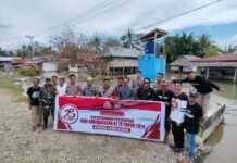 Libatkan Puluhan Offroader, Kapolres Luwu Utara Salurkan Bantuan ke Warga Terdampak Banjir