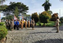 Camat Tomtim ke Staf : Kita Satu Tim Harus Solid dan kompak