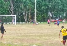 Lapangan Sepak Bola Yang Dibangun PT CLM Sudah Bisa Digunakan