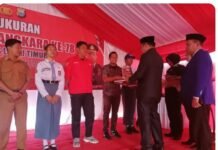 Ketua dan Wakil Ketua I DPRD Lutim Hadiri Upacara HUT Bhayangkara ke-78