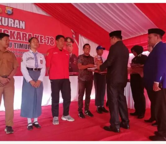 Ketua dan Wakil Ketua I DPRD Lutim Hadiri Upacara HUT Bhayangkara ke-78
