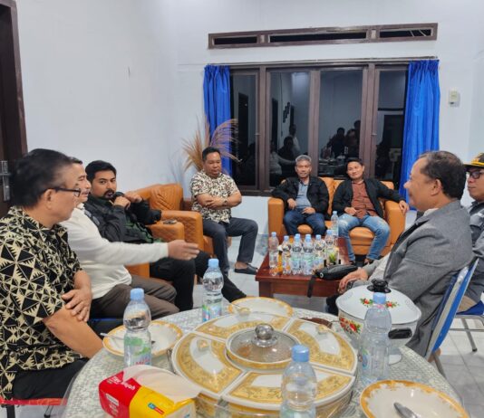 Tiba di Tentena, Wakil Bupati Disambut Hangat Oleh Majelis Sinode GKST