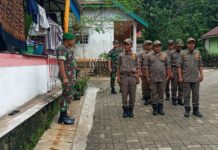 Babinsa Kodim 1311 Morowali Bersama Bhabinkamtibmas Berkolaborasi Dalam Melakukan Pelatihan Linmas