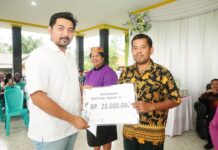 Wakil Bupati Lutim Serahkan Berbagai Bantuan Saat Hadiri Acara Syukuran Panen