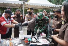 Sekda Bahri Suli Hadiri Pemusnahan Barang Bukti Tindak Pidana Umum di Kejari Lutim