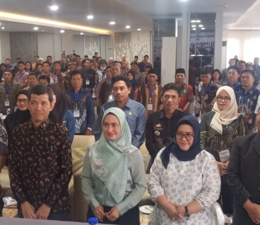 Bupati Luwu Utara Buka Bimtek BPD Yang Dilaksanakan LPPM UNIFA di Aerotel Smile Makassar