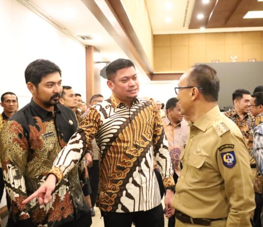 Wabup Akbar Hadiri RUPS-LB Bank Sulselbar di Makassar