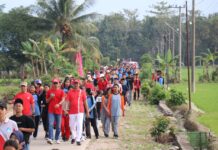 Meriahkan HUT RI ke-79, Pemdes Wanasari Gelar Jalan Sehat