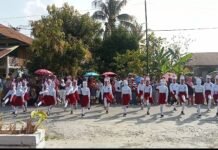 Puluhan Peserta Gerak Jalan Indah Meriahkan Perayaan HUT RI ke-79 Ditingkat Kecamatan