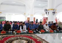 Bupati dan Ketua PKK Lutim Hadiri Maulid Nabi Muhammad SAW 1446 H