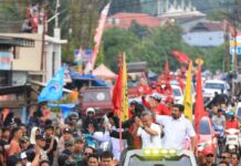 Teriakan Selamat Datang di Kampung Sendiri Sambut Kedatangan Budiman-Akbar di Wasuponda