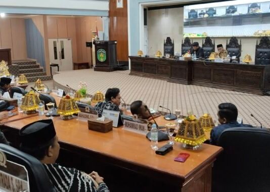 Rapat Paripurna Pembentukan dan Penetapan Fraksi-Fraksi DPRD Luwu Timur