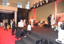 Debat Publik Tahap Pertama, Polres Morowali Utara Laksanakan Sterilisasi di Gedung Morokoa