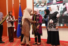 Dikukuhkan Sebagai Bunda Forum Anak Lutim, Nasrah Siap Jalankan Amanah yang Diberikan