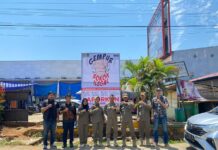 Perangi Peredaran Rokok Ilegal, Bea Cukai Malili Bersama Pemda Lutim Gelar Operasi Pasar