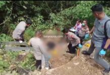 Polisi Evakuasi dan Olah TKP Penemuan Mayat Wanita Tanpa Identitas di Mangkutana