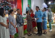 Bupati Morut Hadiri Ibadah Natal RSUD KolonodaleÂ