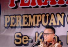 Bupati Morut Hadiri Ibadah Natal Akbar Perempuan GKST