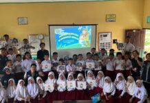 Hari Pertama Proker KKN Mahasiswa Bosowa Langsung Sambangi SD Inpres 6/75 Selli