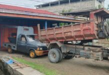 Respon Aduan Masyarakat, Polres Luwu Timur Evakuasi Mobil Dinas yang Terparkir di Jalan Umum