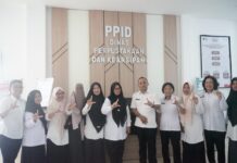 Sidak Pertama di DPK Lutim, Wabup Hj Puspa Pantau Perbaikan Ruang Membaca