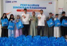 YBM BRI Branch Office Masamba Serahkan Bantuan Sembako Kepada 60 Anak Yatim