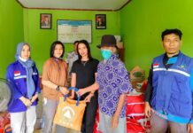 Pemda Morut Salurkan Bantuan Korban Bencana Banjir di Desa Bunta