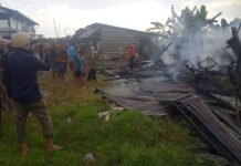 Kebakaran Terjadi di Pasar Bone-bone, Tiga Kios Ludes Terbakar