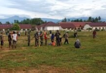 Kolaborasi Pemdes Madani, Koramil Wotu dan Masyarakat Gelar Jumat Bersih Sambut HUT Lutim