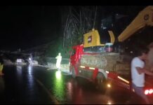 Warga Apresiasi Polsek Mangkutana Rela Sewa Alat Berat Bersihkan Material Longsor Demi Kelancaran Lalulintas