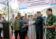 Kejari Luwu Timur Panen Raya Padi di Desa Binaan