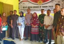 Kapolsek Bone-bone AKP Muhajir Hadiri Reses DRPD Luwu Utara di Kantor Camat Tanalili