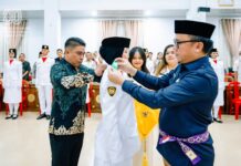 Bupati Delis Kukuhkan 30 Paskibraka Kabupaten Morowali Utara