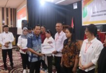 Wabup Morowali Utara Tutup Pelatihan Aplikasi DIA SAJA dan SiDia Dukcapil 2.0