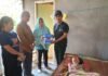Pemdes dan BPD Rante Mario Salurkan Bantuan Sosial Kepada Warganya