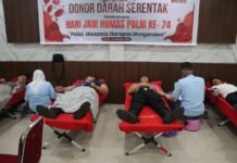 Polres Luwu Timur Donor Darah Rangkaian HUT Humas Polri ke 74