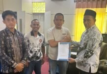Wakil Ketua DPRD Luwu Utara Terima Surat Permohonan Grasi Presiden RI dari PGRI