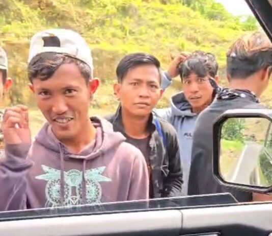 Pekerja Irigasi Jalan Kaki dari Bone ke Makassar Gegara Tidak Digaji