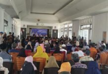 Tiga Lansia di Desa Lampenai Kecewa, Namanya Hilang dalam Daftar Penerima