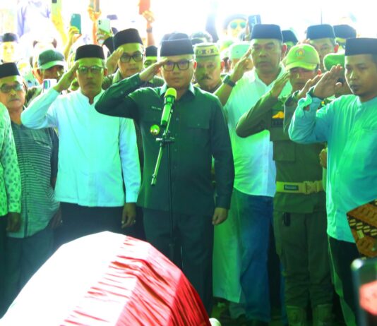 Bupati Delis Pimpin Pelepasan Jenazah Camat Petasia Timur