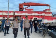 Karo Ops Polda Sulteng Cek Kesiapan Kapal dan Keselamatan Pelayaran di Pelabuhan Kolonodale