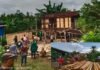 Gubuk Reot Kamaria Keciprat Bantuan Bedah Rumah, Warga Selli Turut Bergotong Royong Membantu