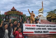 Bupati Luwu Utara Bersama Sejumlah Organisasi Kepemudaan dan Mahasiswa Tuntut Pemekaran Provinsi Luwu Raya