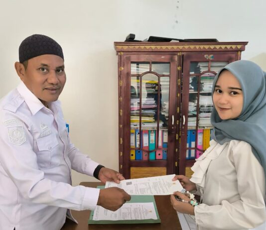 Tekankan Disiplin Kerja dan Jaga Integritas, Kepala Disporapar Luwu Utara Resmi Serahkan SK PPPK Paruh Waktu