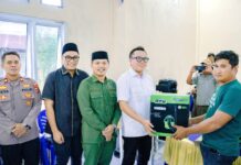 Bupati Morut Resmikan Gedung Serbaguna Lembo Nsanaa’a di Tompira, Sekaligus Serahkan BKK